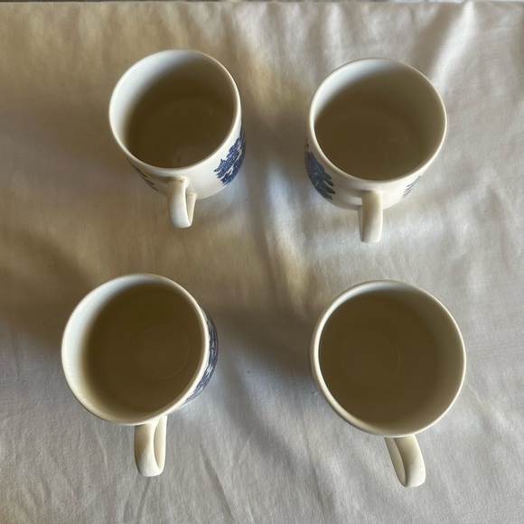 SET OF 4 MADE IN ENGLAND CHURCHILL BLUE WILLOW TEA CUPS - Picture 9 of 12